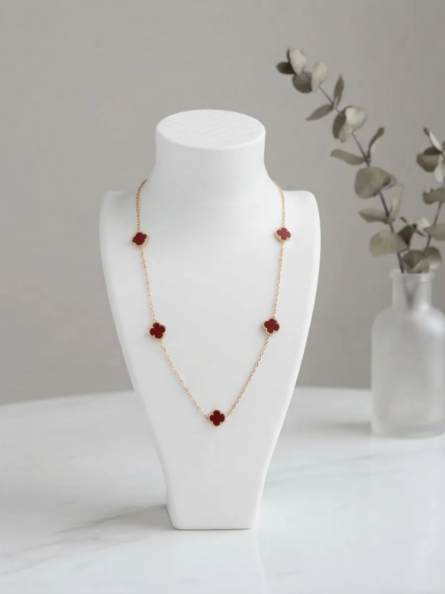 Sautoir trèfles rouges doré | Glam